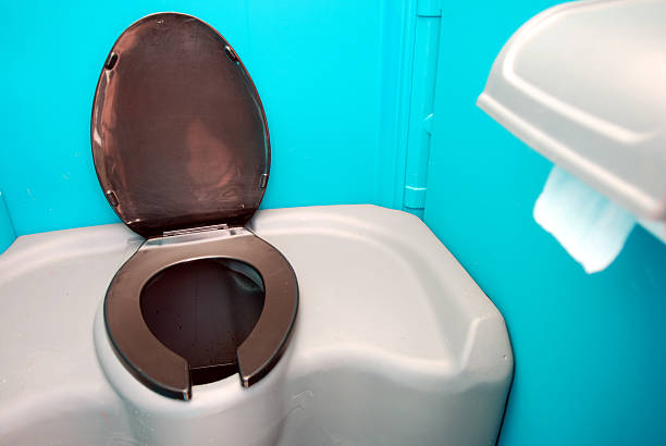 Best High-end porta potty rental  in Livingston, AL