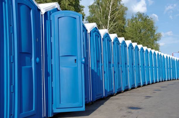 Best Construction site porta potty rental  in Livingston, AL